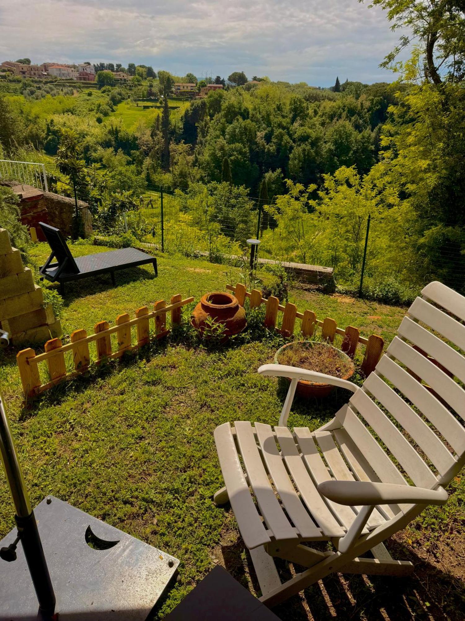 Ciliegia Di Lari - Attico Villa Exteriör bild